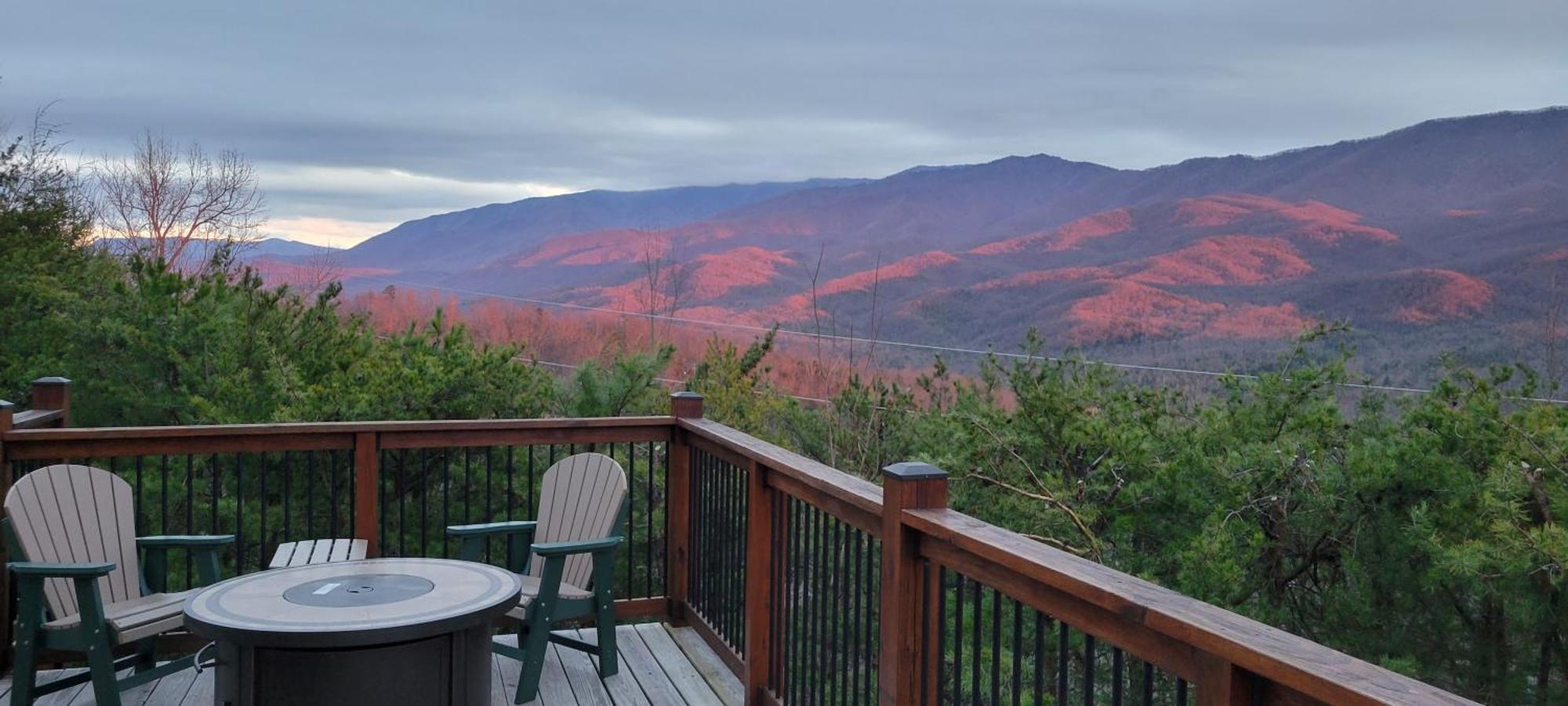 Pinnacle View Lodge By Stony Brook Cabins Гатлинбург Экстерьер фото